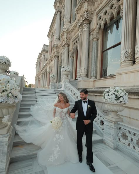 A Dreamy Wedding at Ciragan Palace in Istanbul, Turkey - Wedded Wonderland Weddings In Turkey, Wedding In Turkey Destinations, Destination Wedding Turkey, Turkey Wedding Venues, Istanbul Wedding Venues, Wedding In Istanbul, Aesthetic Wedding Photos, Wedding Turkey, Wedding Germany