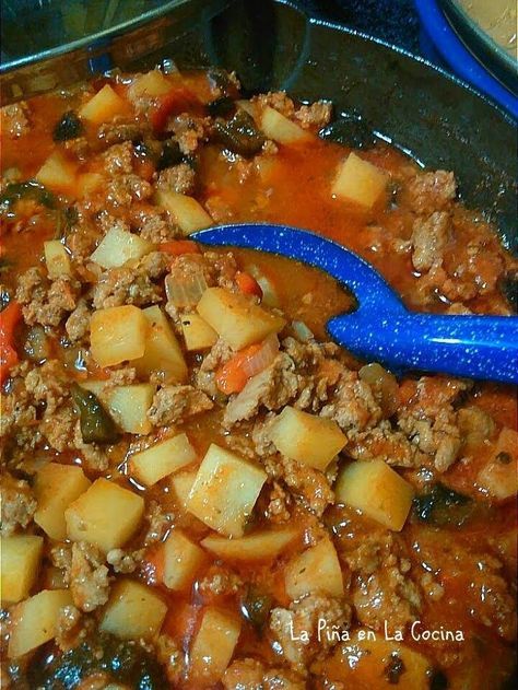 Mom’s Picadillo con Papa~Ground Beef in Fresh Tomato Sauce With Potatoes Mexican Picadillo Recipe Ground Beef, Papas Recipe, Mexican Picadillo, Recipe With Ground Beef, Ground Beef Recipes Mexican, Picadillo Recipe, Crunchwrap Supreme, Authentic Mexican Recipes, Ground Beef And Potatoes