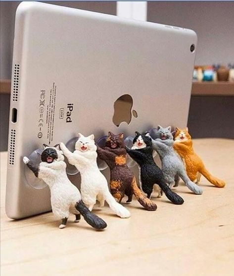 3d Karakter, F2 Savannah Cat, Tablet Holder, Cute Room Decor, Cell Phone Holder, E Bay, Litter Box, Clay Art, Clay Crafts