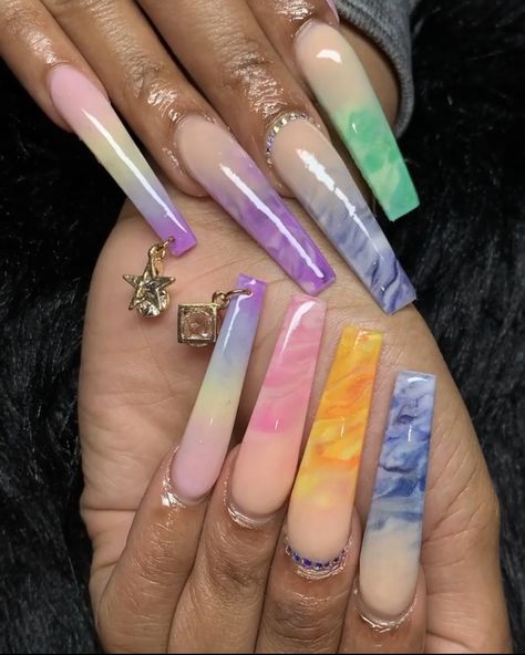 Color Marble Nails, Marble Acrylic Nails, Dior Nails, Colored Marble, Color Marble, Nail Style, Marble Nails, Nails And Makeup, Minimalist Nails