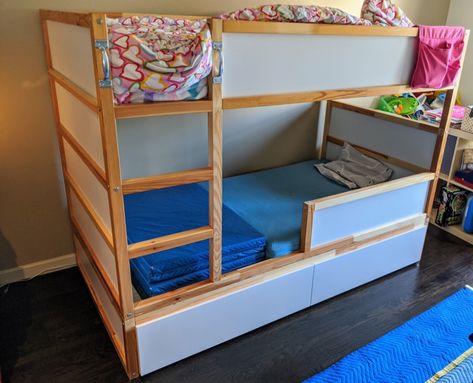 Amped up KURA bed with drawers and safety rail - IKEA Hackers Cama Ikea Kura, Malm Drawers, Ikea Bed Hack, Ikea Kids Room, Ikea Kura Bed, Kura Bed, Ikea Kura, Ikea Bed, Bed Storage Drawers