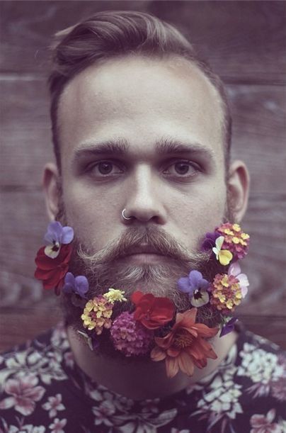 Men With Flowers Photography, Man With Flowers, Men Flowers, Beard Decorations, Glitter Beards, Flower Beard, Beard Man, Awesome Beards, Moustaches