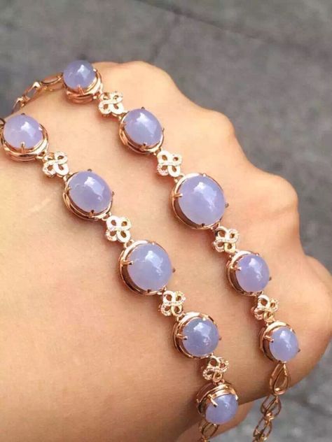 Purple Jade Jewelry, Sasuke Aesthetic, Jadeite Jewelry, Jade Egg, Tahitian Pearl Bracelet, Jade Design, Jade Jewellery, Ruby Bangles, Dramatic Earrings