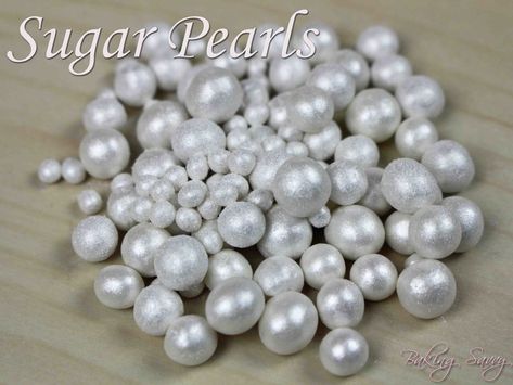 Edible Glitter Sugar, Fondant Tips, Pearl Border, Easy Easter Treats, Pearl Sugar, Edible Pearls, Chocolate Pearls, Icing Tips, Candy Cakes