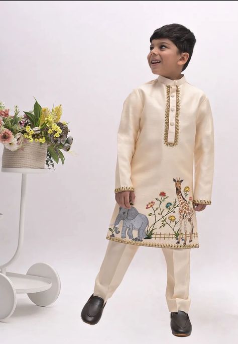 Boys Indian Ethnic Wear, Wedding Dress For Boys, Kalamkari Dress, Boy Closet, Ethnic Wear For Boys, Boys Dresses, Boys Party Wear, Stylish Boy Clothes, Kids Indian Wear