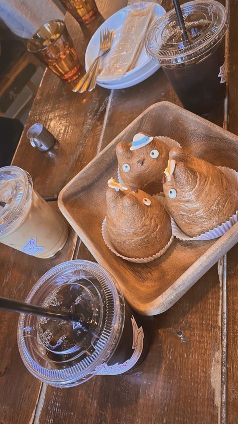 Totoro Totoro Cafe Japan, Cafe Japan Aesthetic, Tokyo Cafe Aesthetic, Ghibli Cafe Aesthetic, Studio Ghibli Cafe, Japan Aesthetic Food, Tokyo Ghibli, Korea Moodboard, Cat Cafe Japan