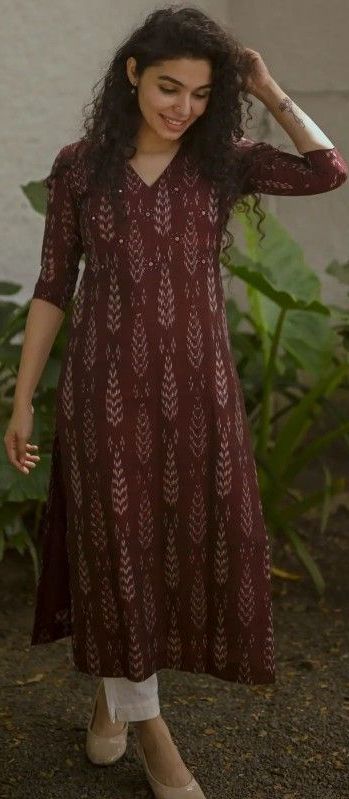 Cotton Dress Neck Designs Latest Simple, Stitched Cotton Kurti Designs, Ajrak Tops, Ikkat Kurta Designs Cotton, Festive Wear Indian Kurti, Ikkat Chudidar Designs Cotton, Sambalpuri Kurta Designs Women, Ajrak Kurta Designs, Kurthi Necks Latest Design Cotton