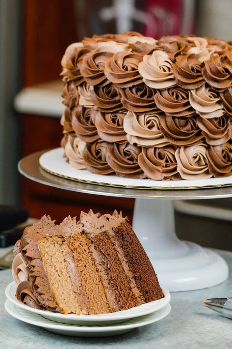 image of ombre chocolate cake with slice on a plate showing ombre chocolate cake layers Chocolate Cake Recipe Moist, Chocolate Cake Designs, Decadent Chocolate Cake, Chocolate Cake Decoration, Baking Cocoa, Vanilla Flavor, Moist Chocolate Cake, Decadent Chocolate, Chocolate Frosting