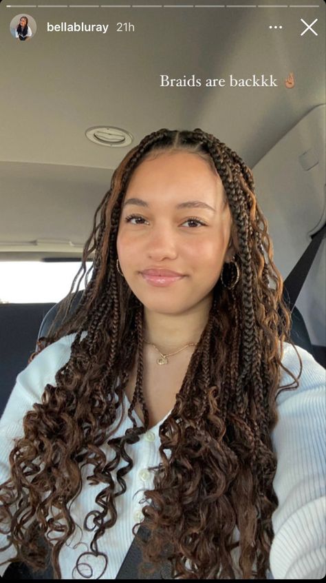 Brunette Braids Black Women, Type Of Braids For Black Women, Biracial Braids, Mixed Girls With Braids, Braids On Light Skin Women, Light Skin With Braids, Light Skin Braids, Braids Mixed Girl, Braids For Light Skin Women