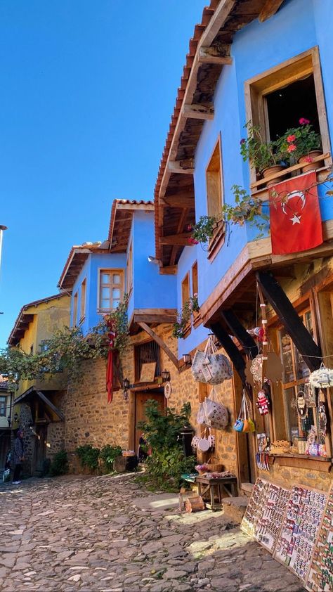 Turkey Village Life, Bursa Turkey Aesthetic, Turkey Country Aesthetic, Cyprus Turkey, Turkey Village, Turkey Coast, Turkey Aesthetic, Turkey Culture, Turkish Village