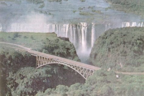 The Victoria Falls' Bridge between Zambia and Zimbabwe - crossing the Zambezi River (2005). Victoria Falls Zambia, Victoria Falls Zimbabwe, Chobe National Park, Zambezi River, Airbus A330, Largest Waterfall, Livingstone, Victoria Falls, Southern Africa