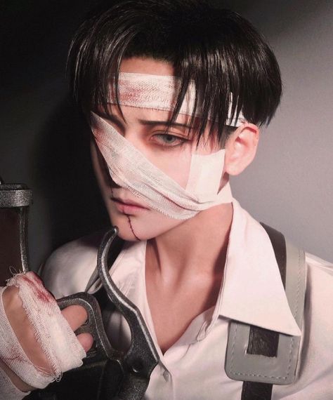 101 mil Me gusta, 234 comentarios - COSPLAY COLLECTION (@kanemisakii) en Instagram: "『 Levi Ackerman：@migo.mir 』 ▪️▫️Attack on Titan · · · · · #コスプレ#コスプレイヤー #cosplay #cosplaygirl…" Vampire Knight Cosplay, Aot Cosplay, Levi Cosplay, Anime Cosplay Makeup, Snk Cosplay, Captain Levi, Sans Cute, One Piece Ace, Harley Quinn Cosplay