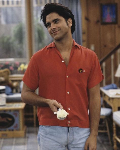 80s, 90s + 00s 👼🏻 on Instagram: “john stamos 💫” John Stamos Young, John Stamos Full House, Jesse From Full House, Jesse Katsopolis, Uncle Jesse, John Stamos, 90s Men, Fuller House, Most Handsome Men