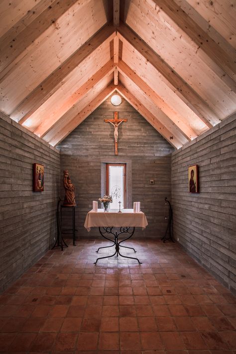 Galería de Family Chapel / OTA atelier - 2 Family Chapel, Beautiful Chapels, Private Chapel, Dream Future, Czech Republic, House Ideas, Architecture Design, Arch, House Design