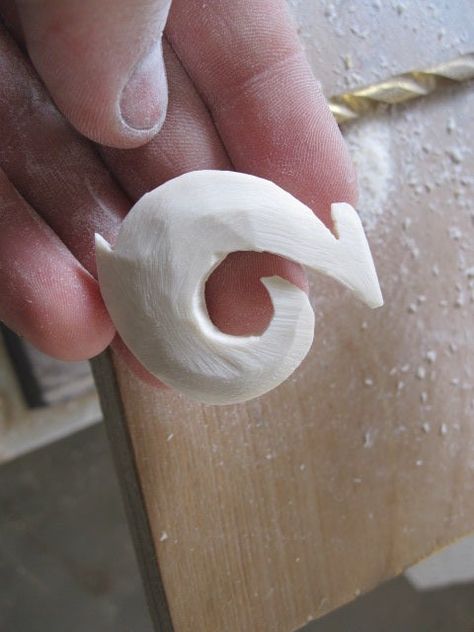 Carve a Traditional Maori Hook Necklace From Bone : 10 Steps (with Pictures) - Instructables Maori Hook, Carving Bone, Māori Culture, Hook Necklace, Cow Bones, Car Wax, Bone Carving, Pattern Drawing, How To Look Pretty