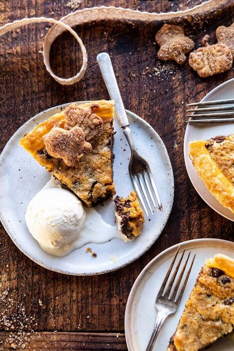 Gooey Chocolate Chip Cookie Pumpkin Pie | halfbakedharvest.com #cookiepie #thanksgiving #pumpkinpie Chocolate Chip Cookie Pie, Pumpkin Pie Cookies, Half Baked Harvest Recipes, Gooey Chocolate Chip Cookies, Thanksgiving Pumpkin Pie, Baking Journal, Holiday Pies, Low Carb Dessert, Harvest Recipes