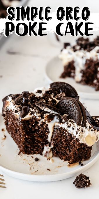 Oreo Pudding Cake, Easy Oreo Cake Recipe, Oreo Poke Cake Recipe, Easy Oreo Cake, Oreo Poke Cake, Oreo Cake Recipe, Oreo Cheesecake Bites, Oreo Cookie Recipes, Pudding Poke Cake