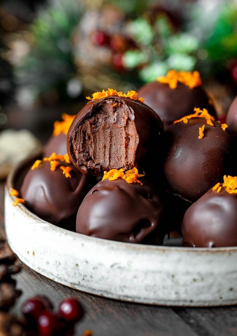 Vegan Orange Chocolate Truffles (GF) Chocolate Orange Truffles Recipe, Orange Truffles Recipe, Vegan Puddings, Cookie Pudding, Pudding Ideas, Orange Truffles, Specialty Desserts, Vegan Truffles, Healthy Dark Chocolate