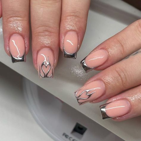 Olivia Calder Nails on Instagram: "Chrome tips and heart flames🖤 #nails #nailinspo #chromenails #flamenails #silverchrome #biabnails #naturabuild #nudebiab #squarenails #plt #missyempire #ohpolly #motelrocks" Short Acrylic Chrome Nails Designs, Chrome Nails Heart Designs, Biab Nail Design Chrome, Silver Chrome Hearts Nails, Silver Chrome Nails Designs Square, Silver Chrome Nails Designs Short, Nails With Metallic Design, Metallic Nails Square, Square Biab Nail Art