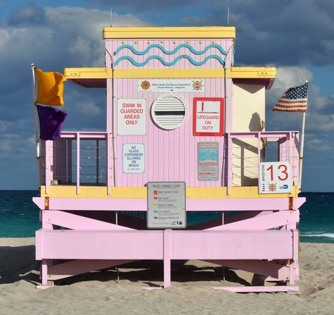 haulover beach, lifeguard shack Beach Shack Aesthetic, Lifeguard Shack, Beach House Backyard, Seaside Cafe, Lifeguard Stands, Beach Lifeguard, House Backyard, Usa Beaches, Retro Beach