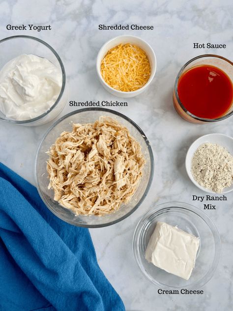 Buffalo Healthy Recipes, Buffalo Chicken Dip Yogurt, Clean Buffalo Chicken Dip, Buffalo Chicken Spinach Dip, Health Buffalo Chicken Dip, Healthy Crockpot Buffalo Chicken Dip, Light Buffalo Chicken Dip, Buffalo Chicken Dip Wraps, Buffalo Chicken Dip Meal Prep