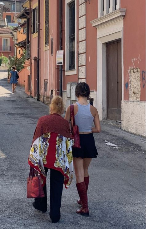 Grandma And Granddaughter Aesthetic, Grandma And Granddaughter