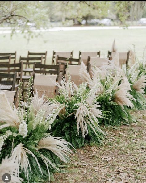 Wedding Decor With Ferns, Fern Table Centerpieces, Ferns Wedding Decor, Fern Centerpiece Wedding, Wedding Ferns, Fern Wedding Decor, Blair Wedding, Rana Pratap, Fern Centerpiece