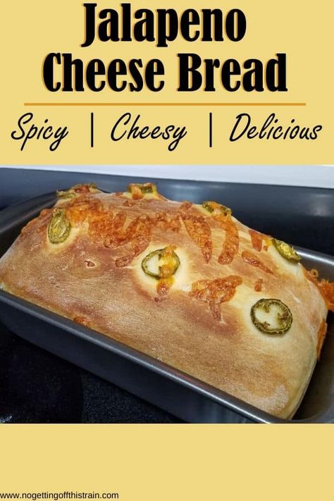 Step up your bread making skills with this Bread Machine Jalapeno Cheese Bread! This easy recipe is slightly spicy, slightly cheesy, but fully delicious! #bread #breadmachine #recipe #easyrecipe Carbie Barbie, Jalapeno Cheese Bread, Easy Bread Machine Recipes, Bread Making Machine, Rolo Pretzels, Delicious Banana Bread Recipe, Yummy Bread, Bread Maker Recipes, Jalapeno Cheese