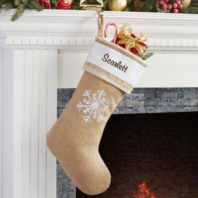 Rustic Chic Burlap Embroidered Snowflake Christmas Stocking #ad. Add vintage holiday charm to your home with this Rustic Chic Burlap Personalized Embroidered Snowflake Christmas Stocking. Burlap Christmas Stocking Ideas, Burlap Christmas Stockings Diy, Burlap Stockings Christmas, Personalized Christmas Stockings Ideas, Burlap Reindeer, Christmas Stocking Ideas, Quilted Stocking, Rustic Christmas Stocking, Burlap Christmas Stockings