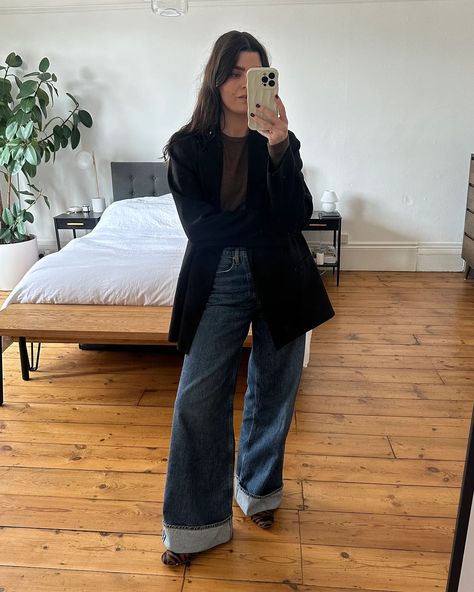 Everything I Wore This Week - by Anna Newton Anna Edit, Girl Office, Office Fits, Smart Casual Work Outfit, Smart Casual Work, Winter Office, Minimalist Outfits, Blogger Inspiration, Europe Outfits