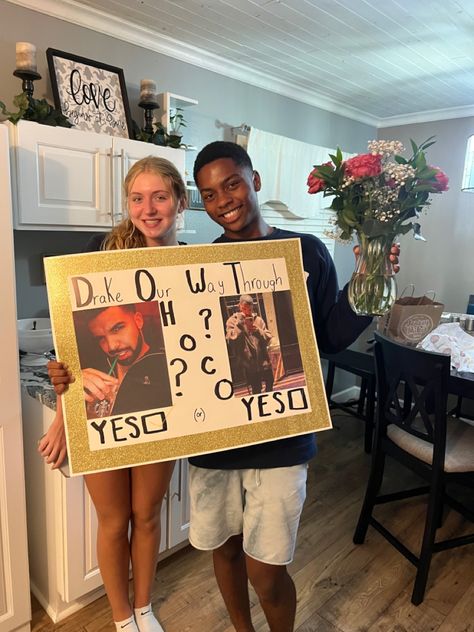 Cringe Hoco Proposals Ideas, Music Related Hoco Proposals, Drake Promposal Ideas, Rap Promposal, Drake Promposal, Drake Hoco Proposal, Drake Hoco Proposals Ideas, Funny Hoco Proposals, Hoco Proposals Ideas Funny