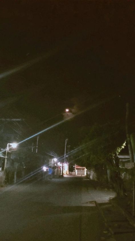 Night Village Snap, Road Snap, Snap Night, Night Snap, Bad Quotes, Emoji For Instagram, Psychology Disorders, Night Pictures, Village House