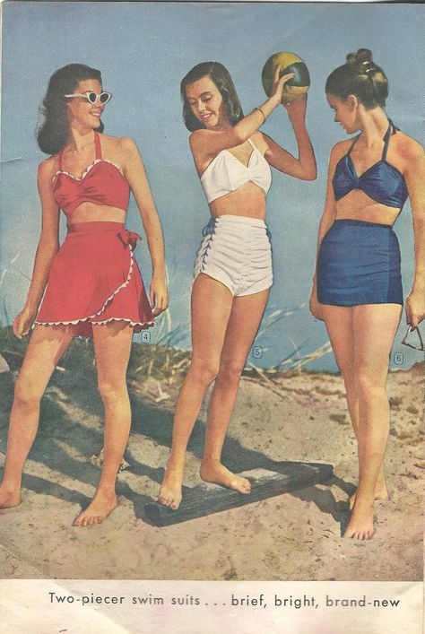 50s Summer, Vintage Swimwear Aesthetic, Vintage Swimwear For Poolside In Summer, 70s Swimsuit, 1950s Summer, 70s Swimwear, 60s Swimwear, Vintage Swimwear For Summer Pool, 1940s Swimsuit