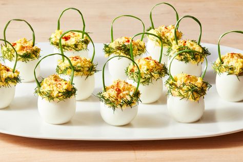 Deviled Eggs Easter, World Egg Day, Shrimp Deviled Eggs, Easter Deviled Eggs, Philadelphia Recipes, Egg Baskets, Marshmallow Flowers, Devilled Eggs, Deviled Eggs Easy