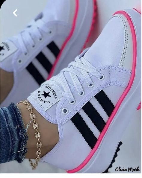 Colorblock Sneakers, Comfy Footwear, Adidas Shoes Women, Cute Sneakers, Chic Type, Sneaker Shoes, Comfortable Sneakers, Eyelet Lace, Casual Shoes Women