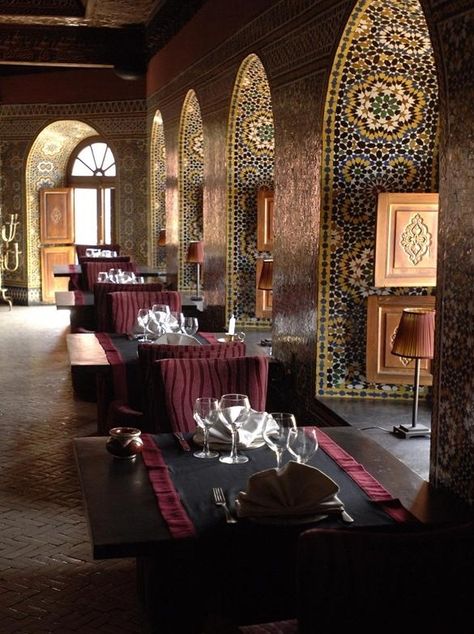 In Morocco Turkish Cafe, Islamic Interior Design, Persian Restaurant, Arabian Decor, Resturant Design, Moroccan Restaurant, Design Marocain, Turkish Restaurant, Moroccan Interiors