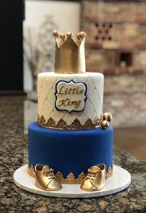 Prince Theme Birthday Cake, Prince Theme Cake, Baby Boy 1st Birthday Cake, Prince Birthday Cake, Gateau Baby Shower Garcon, Prince Baby Shower Cake, Royal Blue Cake, Soulmate Stories, Prince Birthday Theme