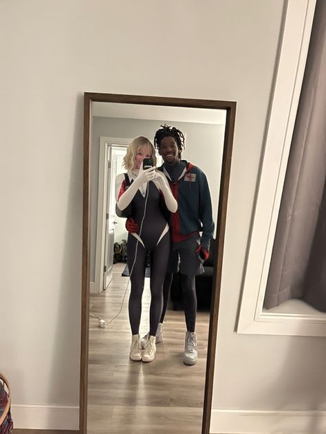 Miles Morales And Gwen Costume, Gwen And Miles Halloween Costume, Miles And Gwen Costume, Miles And Gwen Cosplay, Miles Morales Clothes Aesthetic, Miles Morales And Gwen Stacy Aesthetic, Spiderman Miles And Gwen, Gwen Spiderverse Costume, Miles Morales And Gwen Stacy Costume