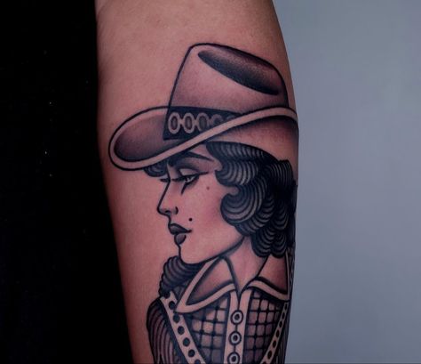 American Traditional Cowgirl Head, Trad Cowgirl Tattoo, Cowgirl Face Tattoo, Even Cowgirls Get The Blues Tattoo, American Traditional Woman Face Tattoo, Traditional Cowboy Hat Tattoo, Traditional Tattoo Cowgirl, American Traditional Cowgirl Tattoo, Doc Holiday Tattoo