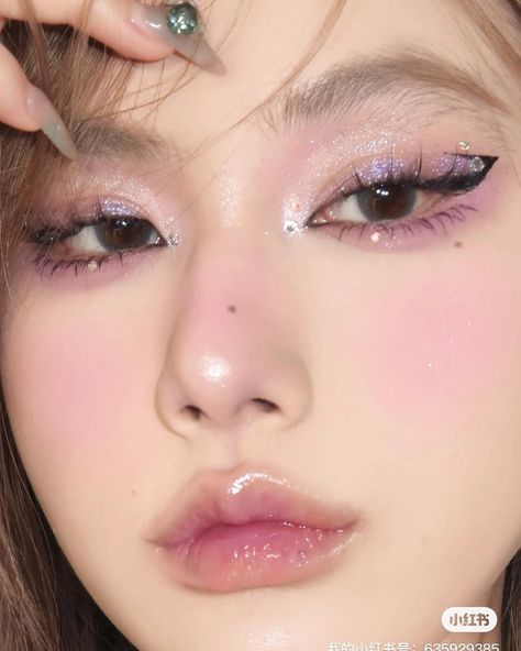 Purple Makeup Looks, Mekap Mata, Sparkly Makeup, Performance Makeup, Doll Eye Makeup, Korean Eye Makeup, Douyin Makeup, Ulzzang Makeup, Smink Inspiration