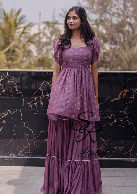 Short Frock Suit Design, Lehnga With Short Kurti Design, Sarara Dress Hairstyle, Lavender Kurti Designs, Frock Suit Design, Short Kurti Designs, Suits For Women Indian, Silk Dress Design, Knee Length Dresses Casual