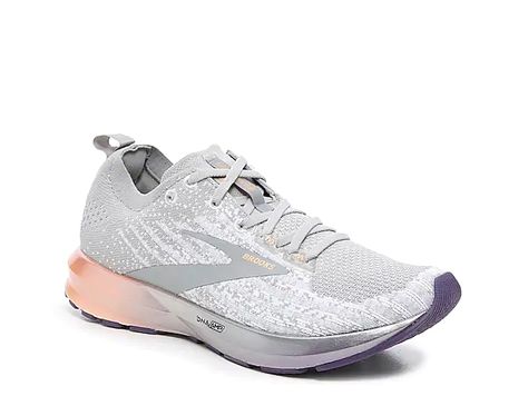 Brooks Levitate, Shoes Tennis, Brand Name Shoes, Brooks Shoes, Workout Outfits, Sneakers Athletic, Nike Free Shoes, Best Running Shoes, Workout Shoes