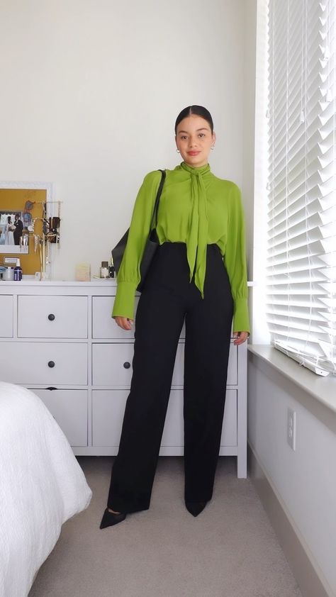 Office Pants Outfit Casual, How To Style Office Pants, Blouse With Pants Outfit, Corperate Girl Outfits, Modest Dress Pants Outfits, Colourful Office Outfits Women, Zara Work Pants, Stylish Work Attire Winter, Zara Business Work Outfits