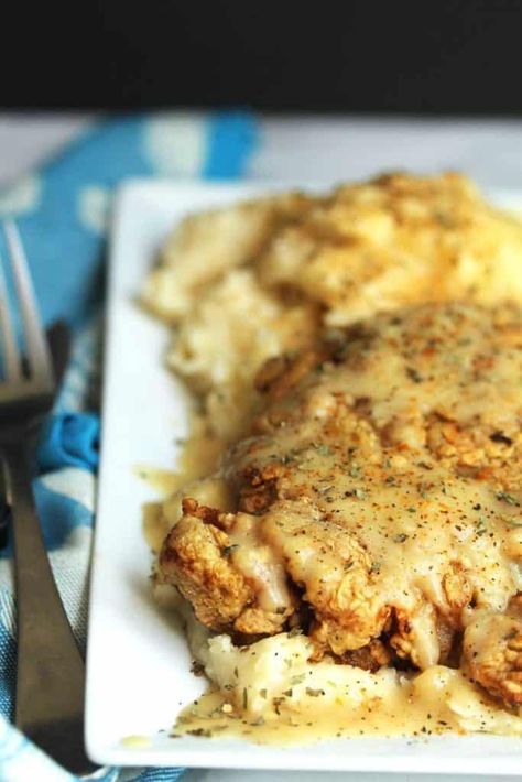 Best Chicken Fried Steak Recipe, Country Fried Steak Recipe, Chicken Fried Steak Recipe, Fried Steak Recipes, Grandbaby Cakes, Southern Dinner, Country Fried Steak, Cube Steak Recipes, Country Fried