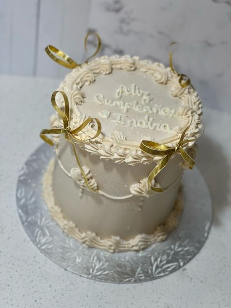 Tall cake Beige Cake, Coquette Cake, Tall Cake, Ribbon Cake, Tall Cakes, Gold Cake, 20th Birthday, Gold Ribbons, Cake Desserts