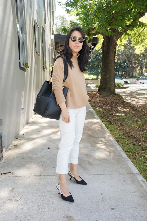 Celine Sangle Bag Outfit, Dior Slingback Outfit, Celine Sangle Bag, Jadior Slingback, Dior Slingback, Camel Style, What Should I Wear Today, Everlane Jeans, Studio Bag