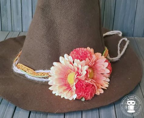 Diy Felt Scarecrow Hat, Diy Scarecrow Hat For Women, Scarecrow Hat Pattern Printable, Diy Adult Scarecrow Costume, Burlap Scarecrow Hat Diy, Diy Scarecrow Hat For Kids, Scarecrow Hats Diy, Scarecrow Hat Template, Adult Scarecrow Costume Diy