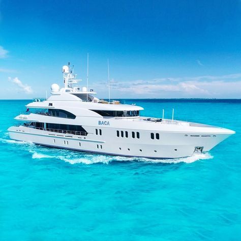 Yacht Pictures, Yacht Photoshoot, Water Vehicles, Yatch Boat, Yacht Rock, Fl Keys, Luxury Boat, Super Yacht, Yacht Rental