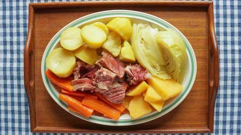 Jiggs Dinner, New England Boiled Dinner, Pease Pudding, Newfoundland Recipes, Canadian Dishes, Boiled Dinner, Yellow Split Peas, Split Peas, Boiled Vegetables