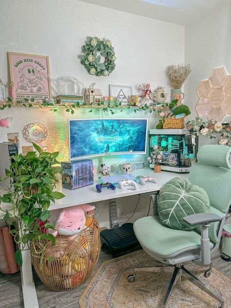 Gamer Pc Setup, Workspace Organization, Pinterest Cute, Comfortable Home Office, Cozy Gamer, Cozy Desk, What House, Gamer Room Decor, Video Game Room Design